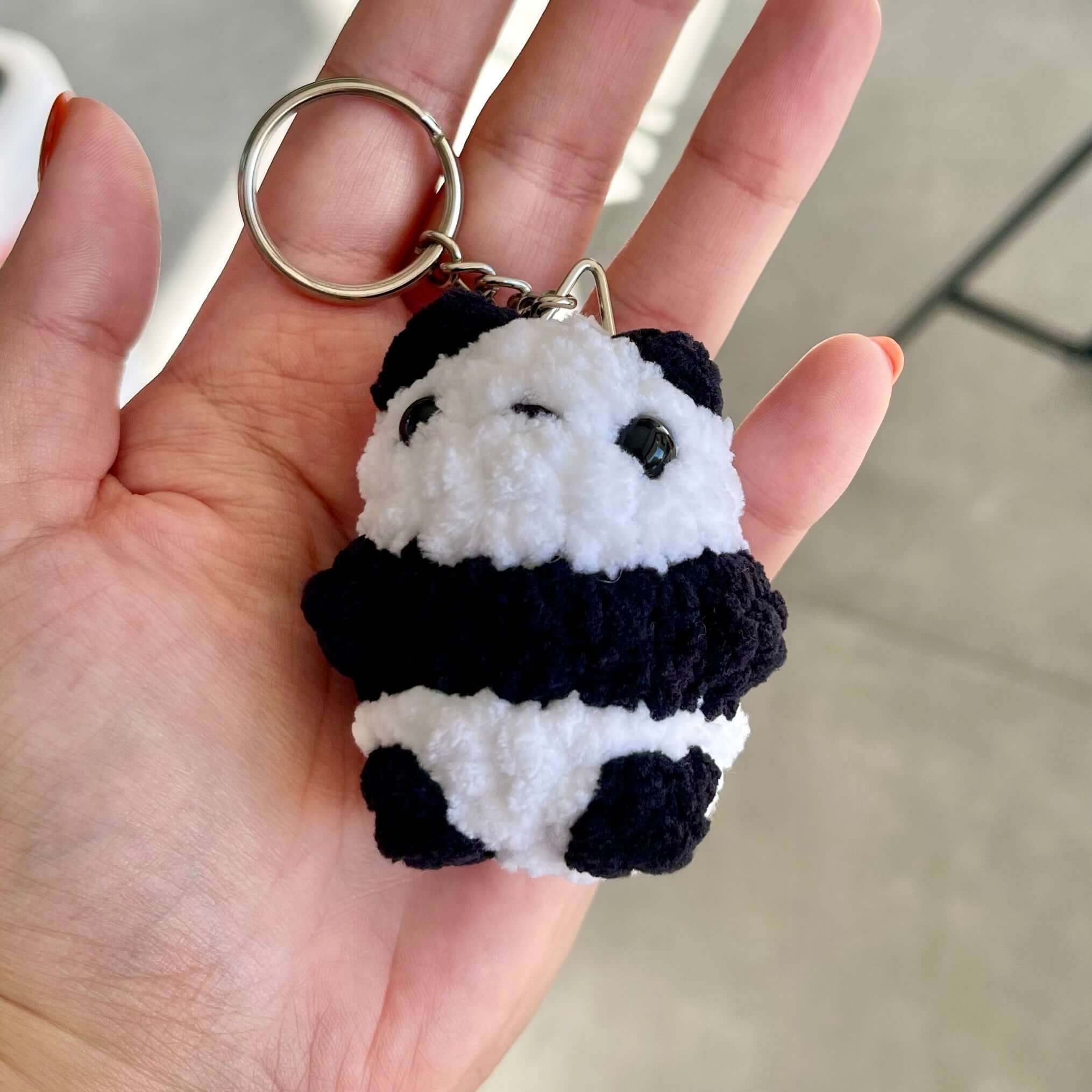 Peluş Panda Anahtarlık – El Yapımı Amigurumi Hediyelik | Zovi