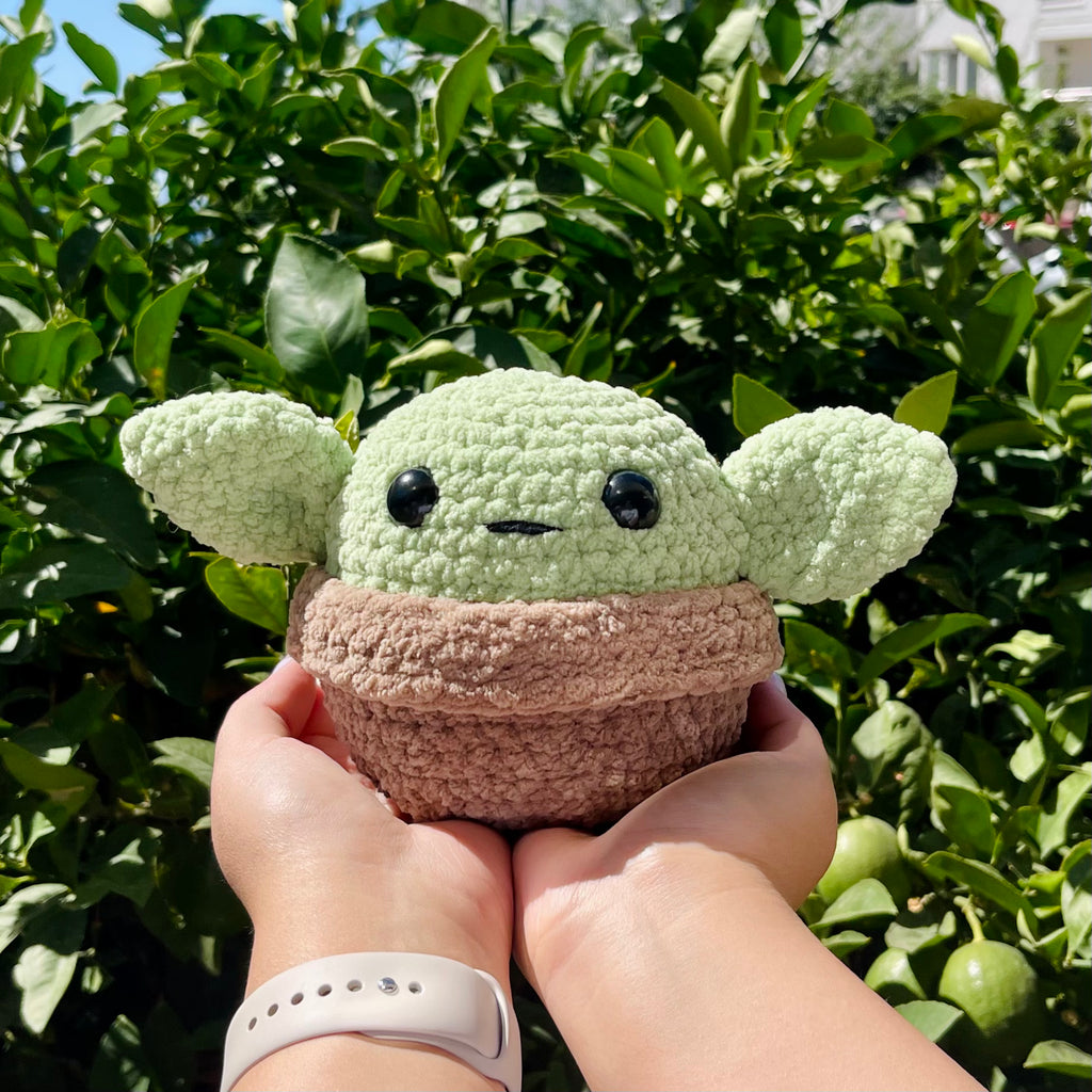 Sevimli Uzay Yaratığı Örgü Figür – Amigurumi Uzaylı Bebek Oyuncak | Zovi